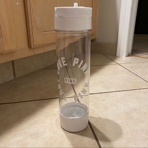 NEW ♥︎VS PINK♥︎ Water Bottle